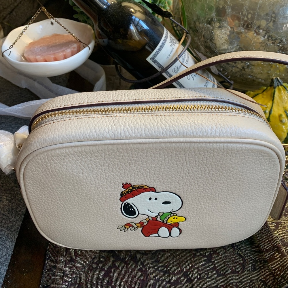 Authentic COACH Pebbled leather top zip Peanut Crossbody - Picture 4 of 15